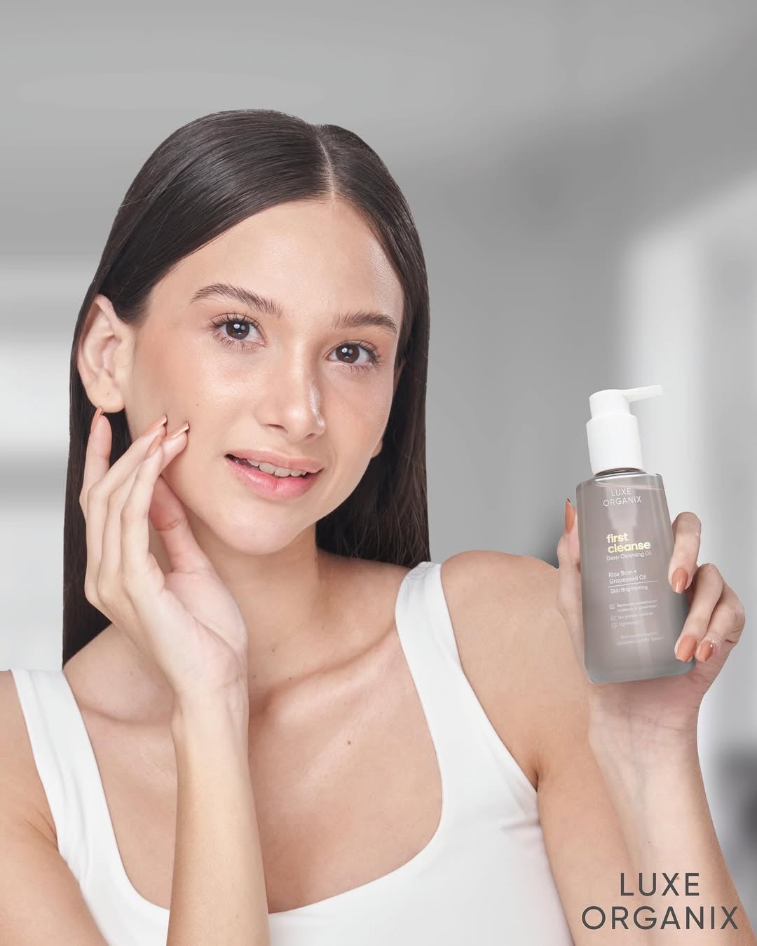Luxe Organix First Cleanse Cleansing Oil 150mL