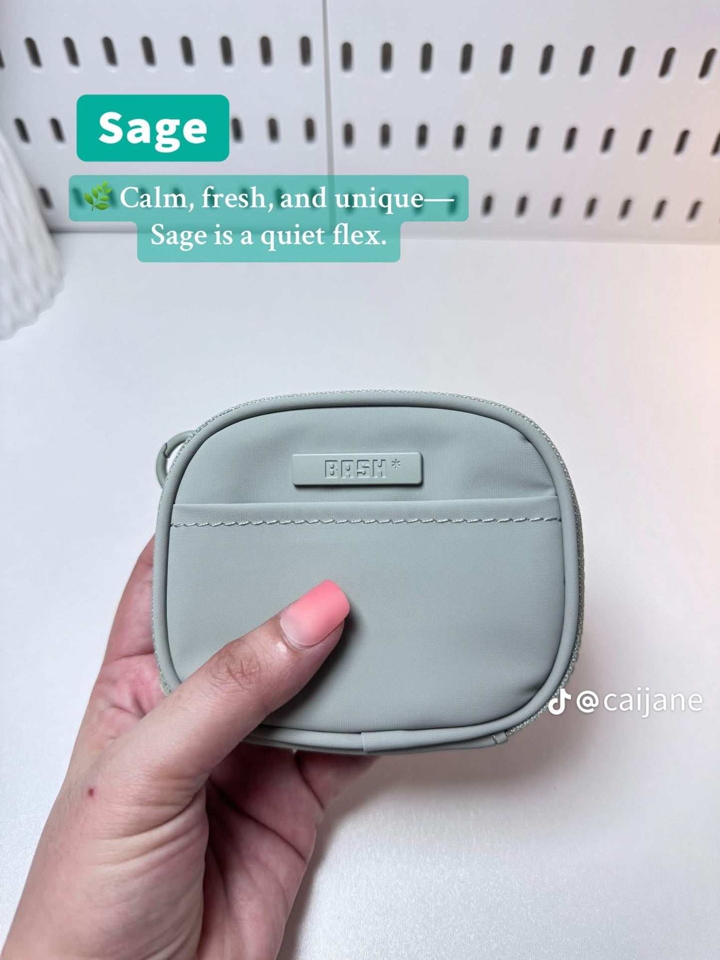 BASH Essentials Cardholder