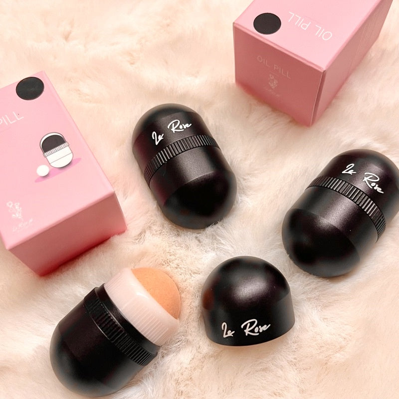 Le Rose PH Oil Pill (oil-absorbing volcanic stone roller)